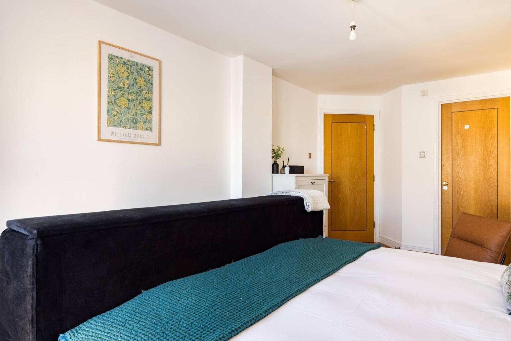 Wild Roses Service Apartments - East India London Eksteriør bilde